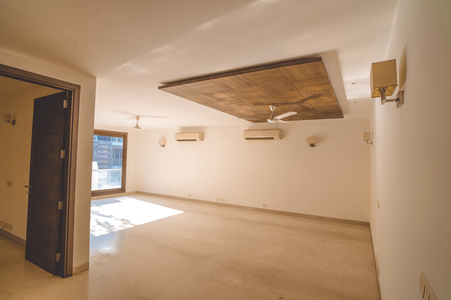 Modern Apartment in Defence Colony, Delhi, India -110049 photo 4