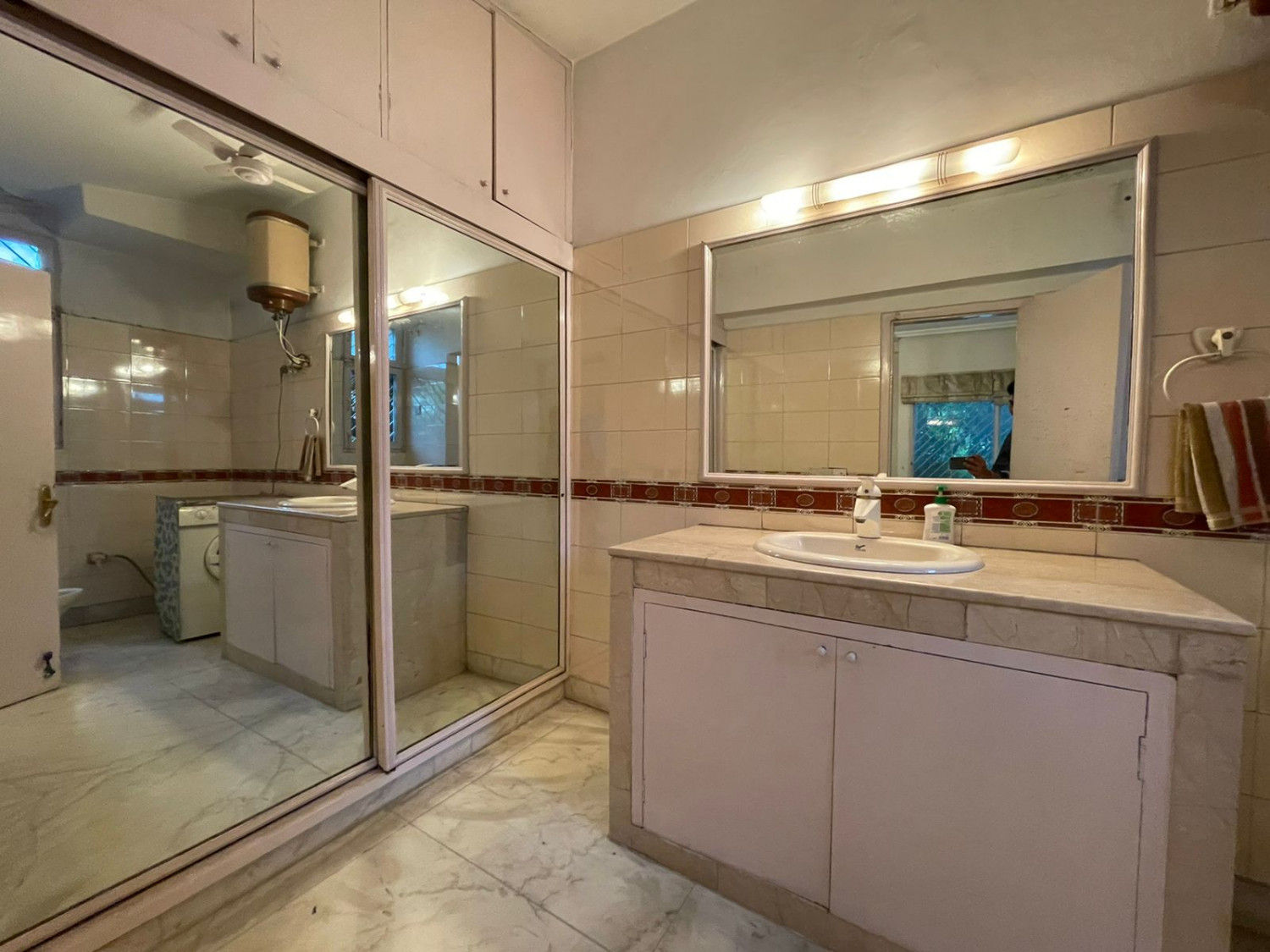 Apartment in Mayfair Garden, South Delhi, India, 110016 photo 9