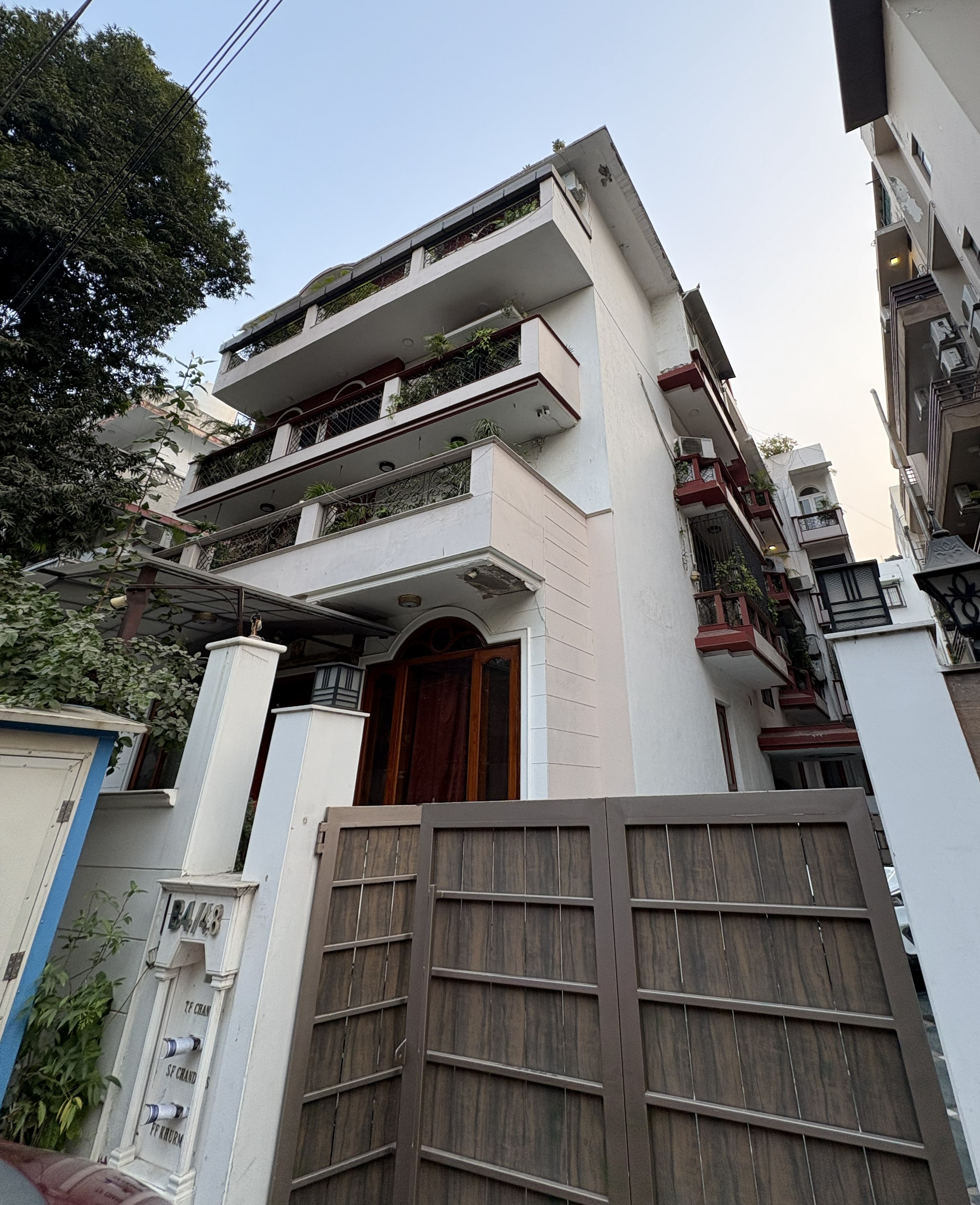 Safdarjung Enclave