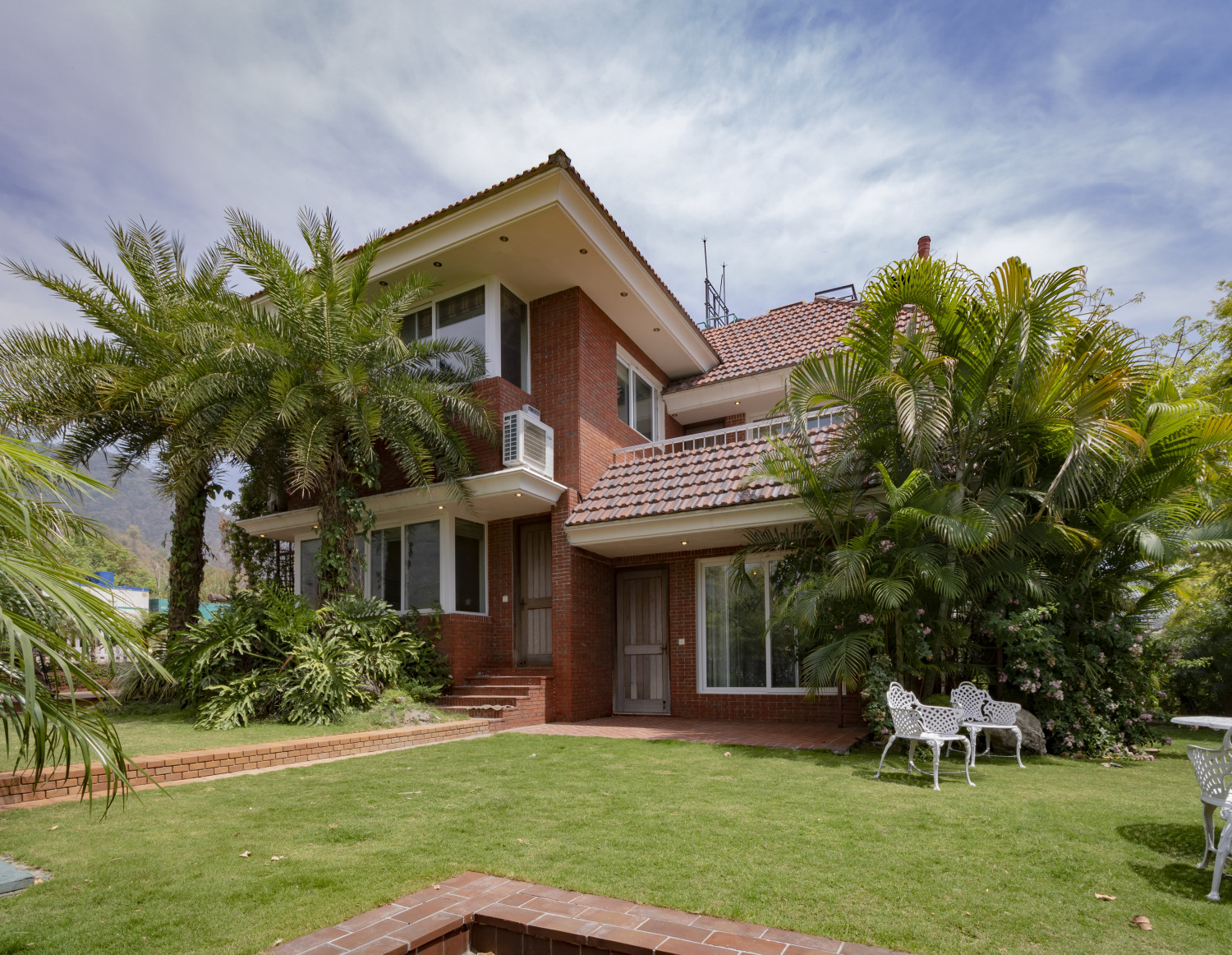Bungalow In Dehradun, Uttarakhand,  India,  248001 photo 1