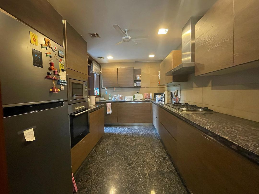 Luxury Apartment in Vasant Vihar, Delhi, India -110057 photo 3