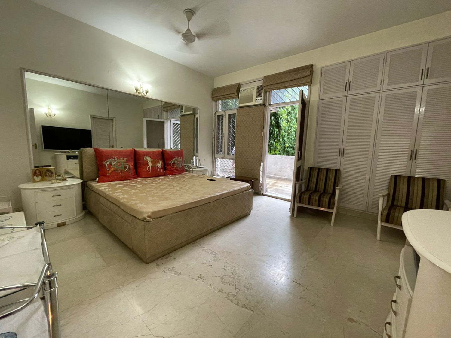 Apartment in Mayfair Garden, South Delhi, India, 110016 photo 3