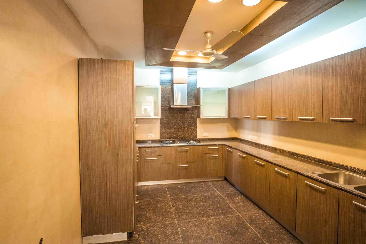 Modern Apartment in Defence Colony, Delhi, India -110049 photo 4